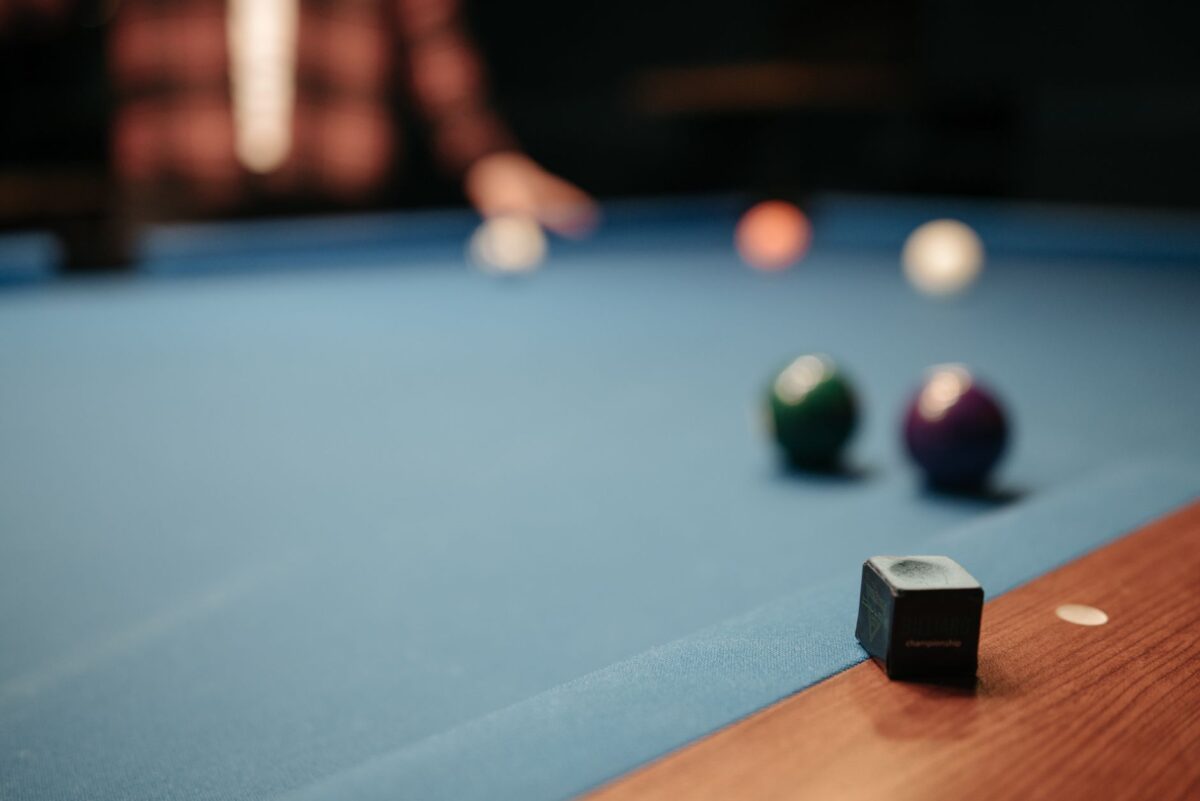 placer boules billard carambole bandes